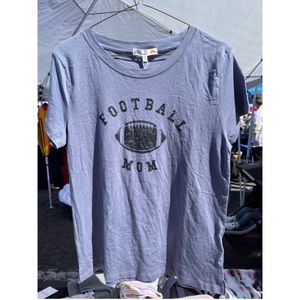 ✨50% OFF SALE✨ NWT C&C California FOOTBALL MOM tee sz M